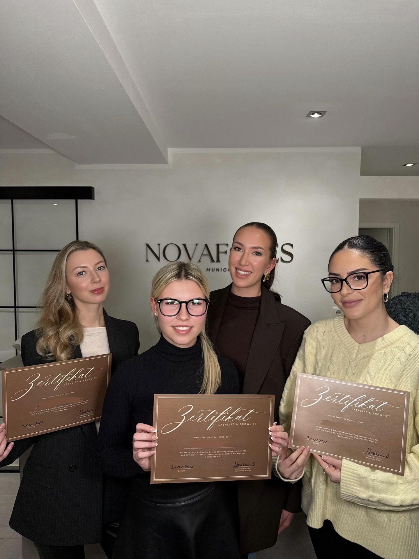 Browlift and Lashlift Akademie 4