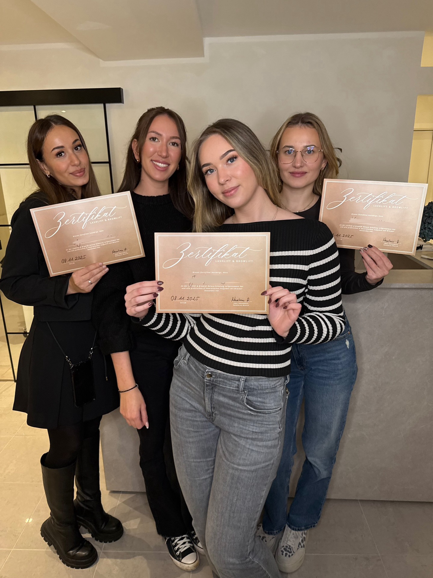 Browlift and Lashlift Akademie